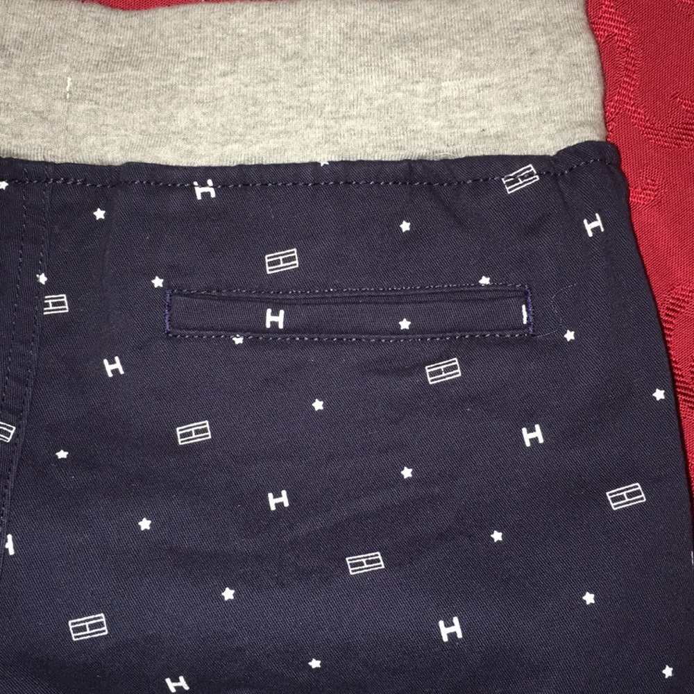 Tommy Hilfiger Boys Shorts - Picture 6 of 7